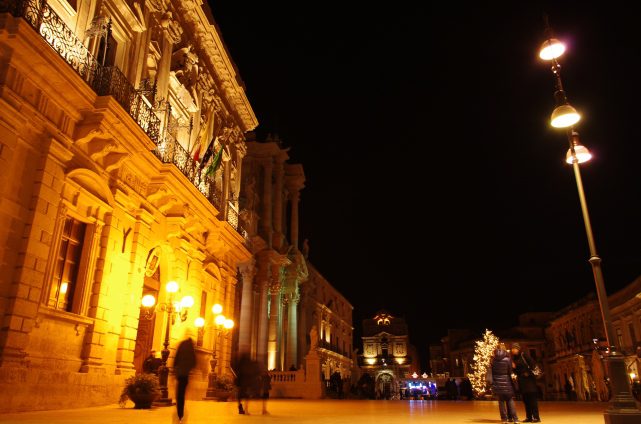the main piazza of Siracusa